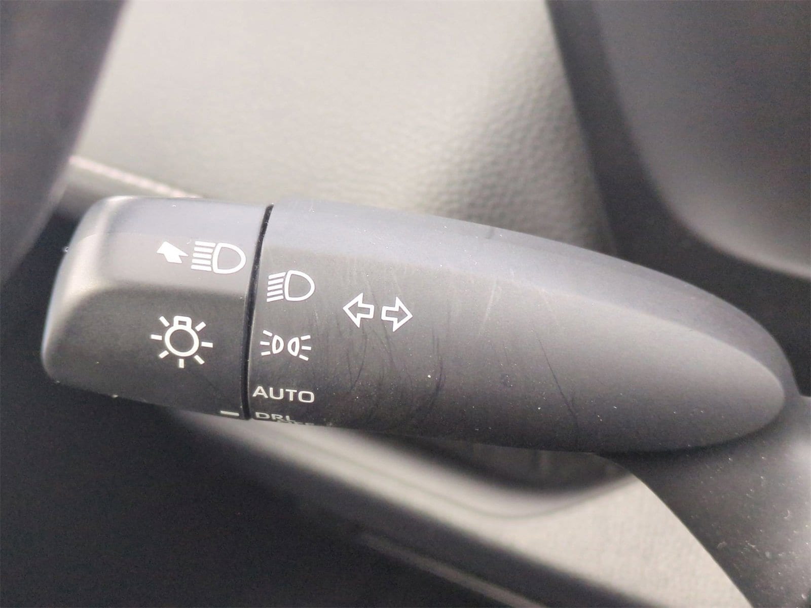 Thumbnail: 2023 Toyota RAV4 - 28