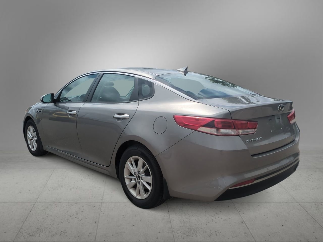 Thumbnail: 2016 Kia Optima - 6