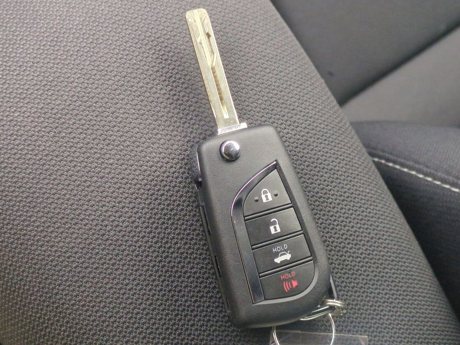 Thumbnail: 2023 Toyota Corolla - 33