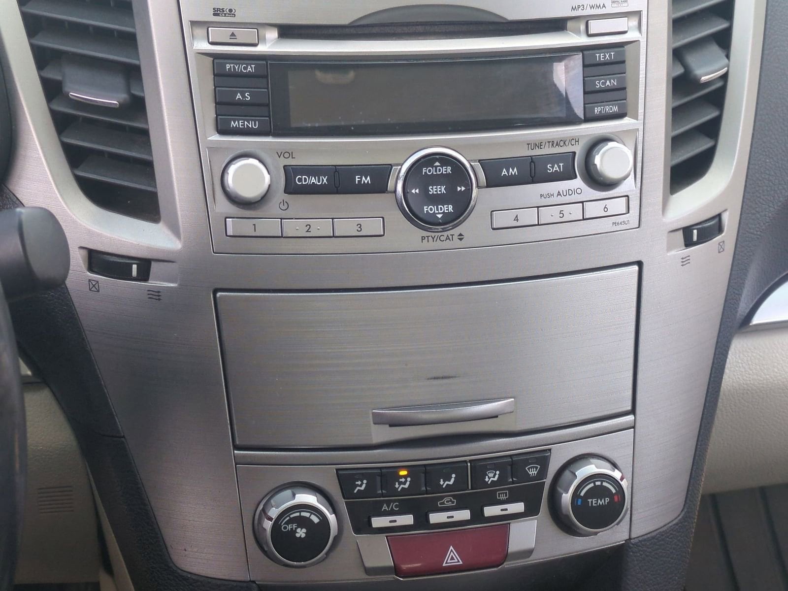 Thumbnail: 2011 Subaru Legacy - 27
