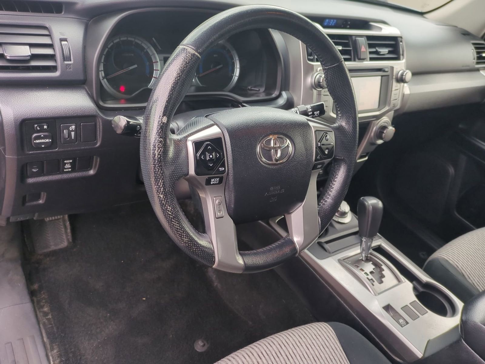 Thumbnail: 2015 Toyota 4Runner - 10