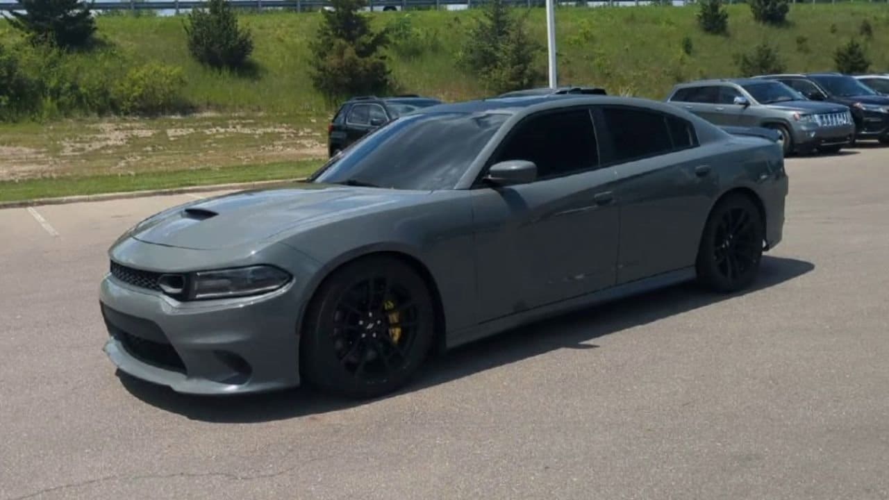 Thumbnail: 2017 Dodge Charger - 4