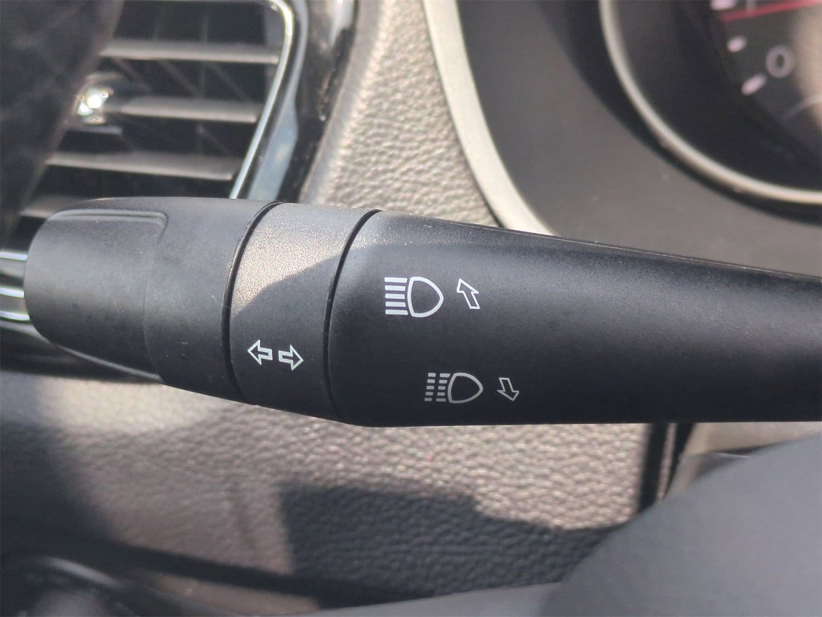 2018 Jeep Compass Latitude 26