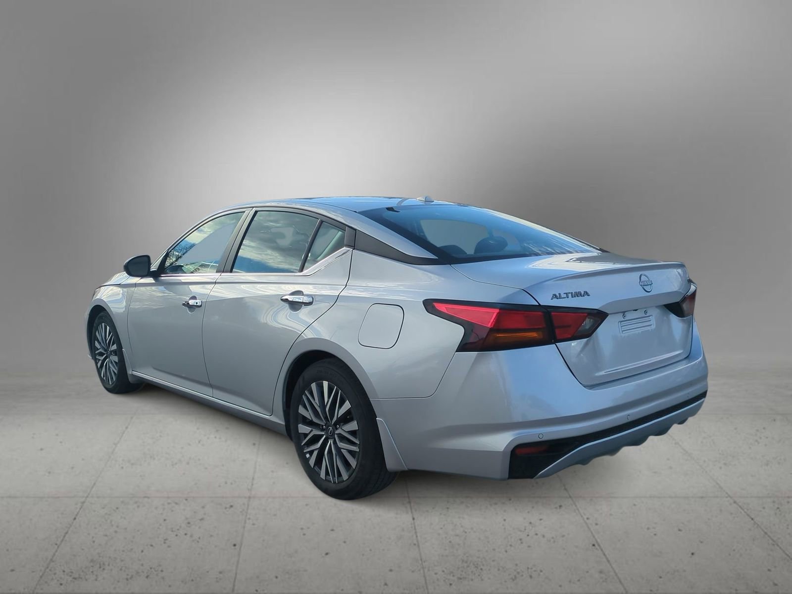 Thumbnail: 2024 Nissan Altima - 6