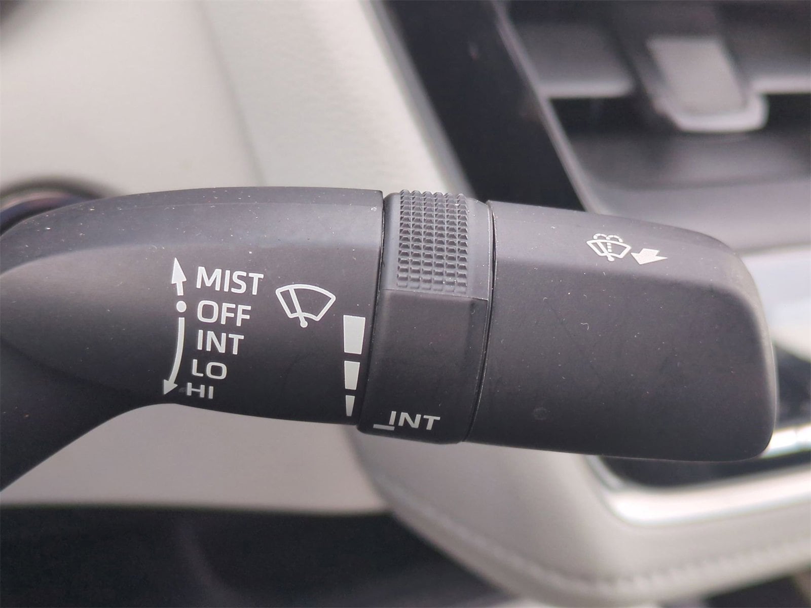 Thumbnail: 2024 Toyota Corolla - 25