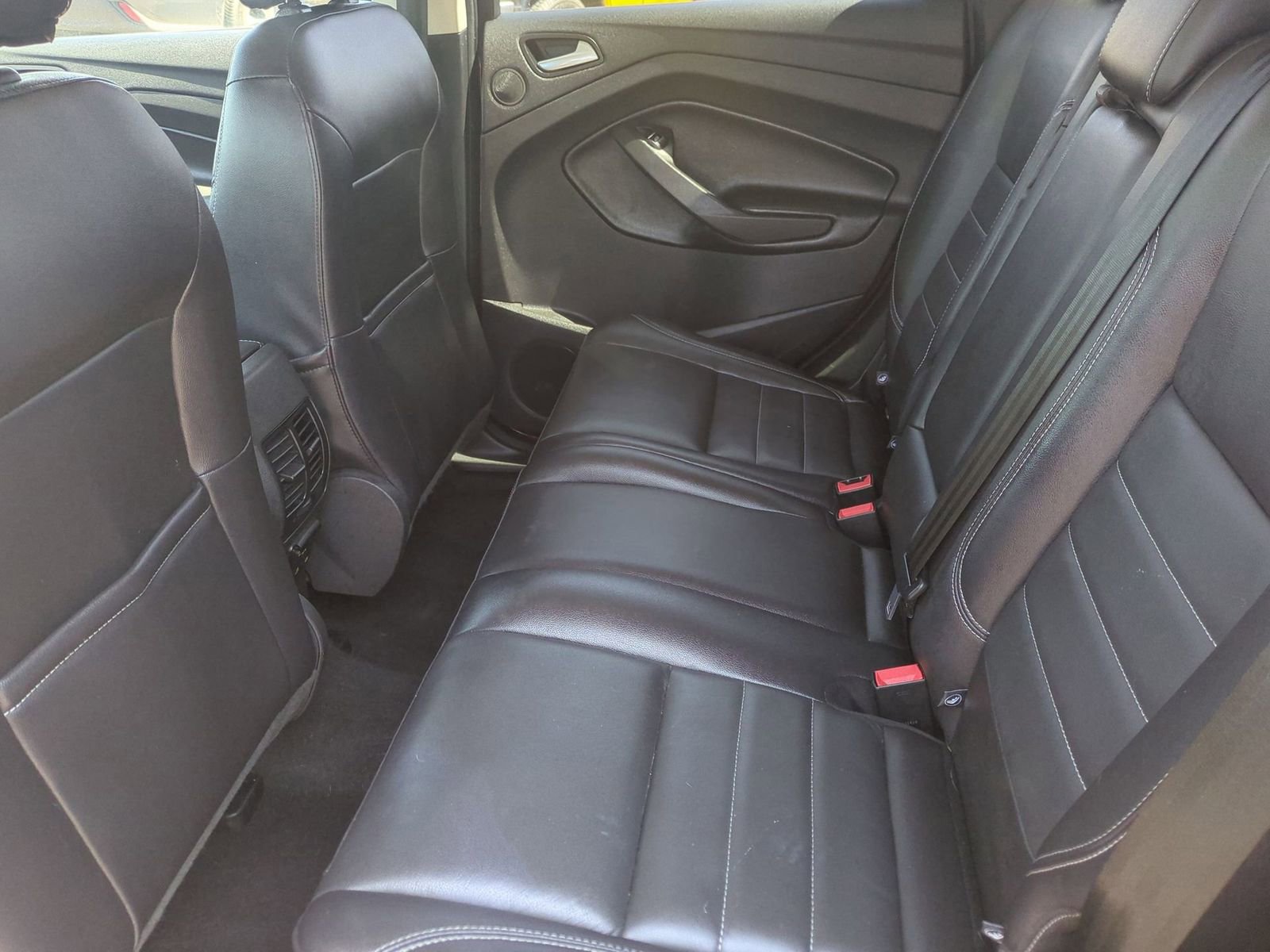 Thumbnail: 2016 Ford Escape - 19