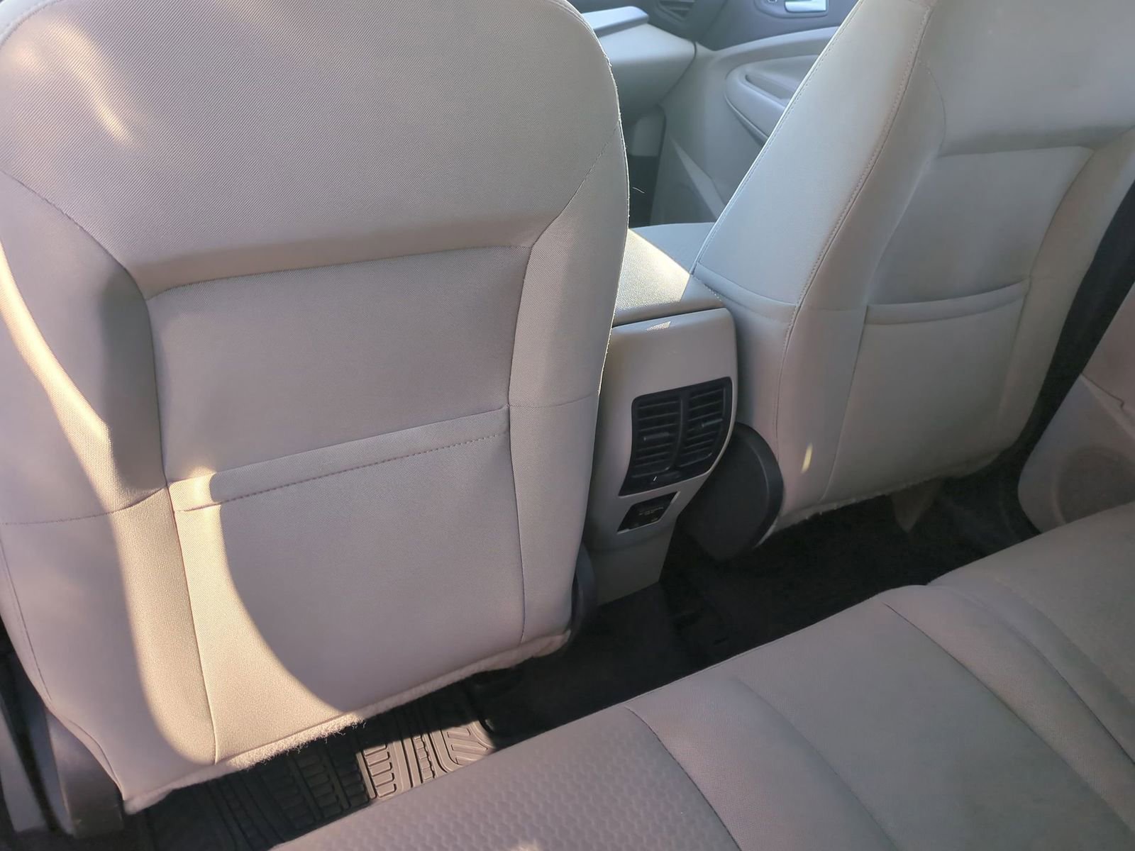 Thumbnail: 2017 Ford Escape - 18