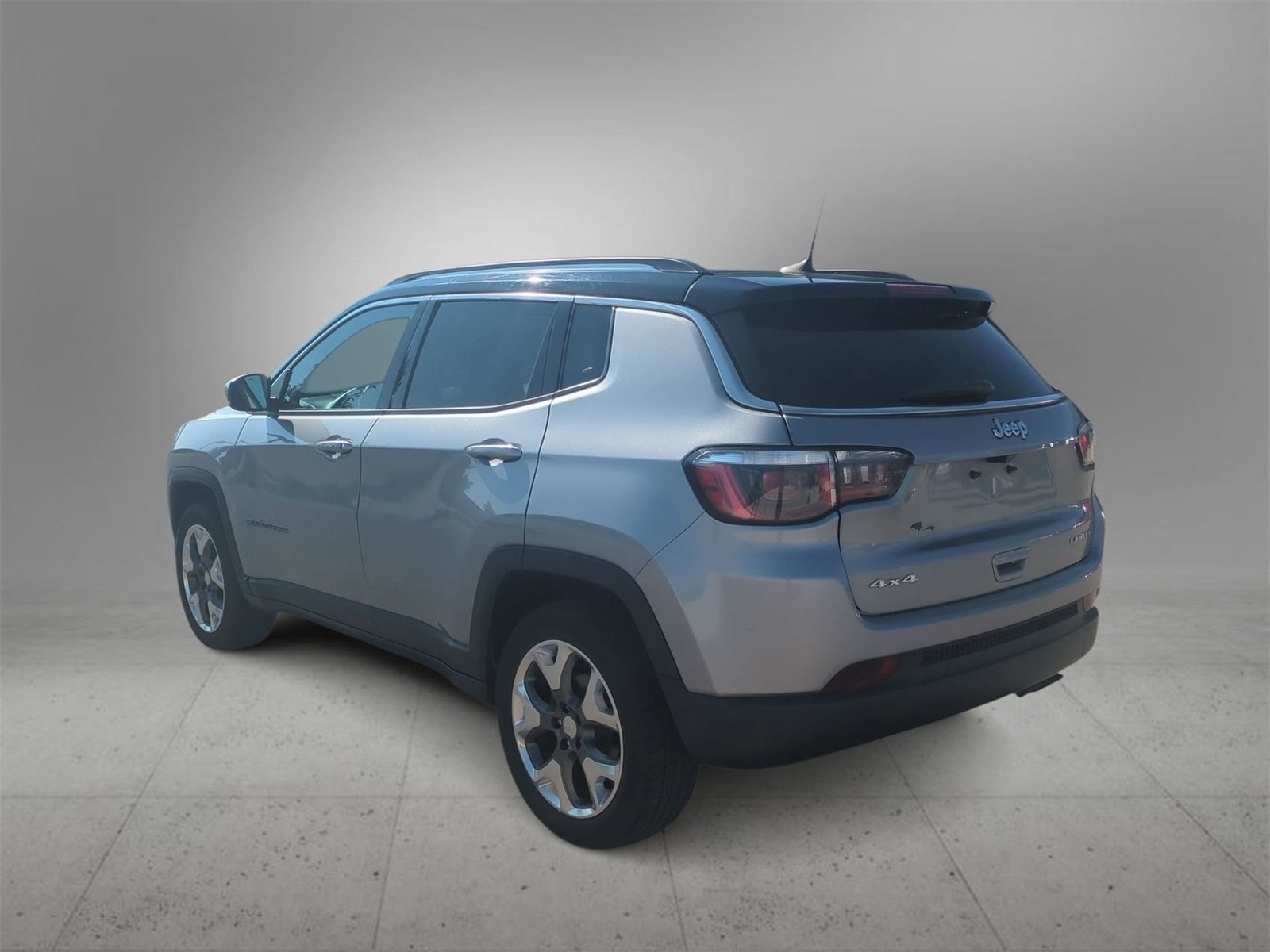 Thumbnail: 2020 Jeep Compass - 6