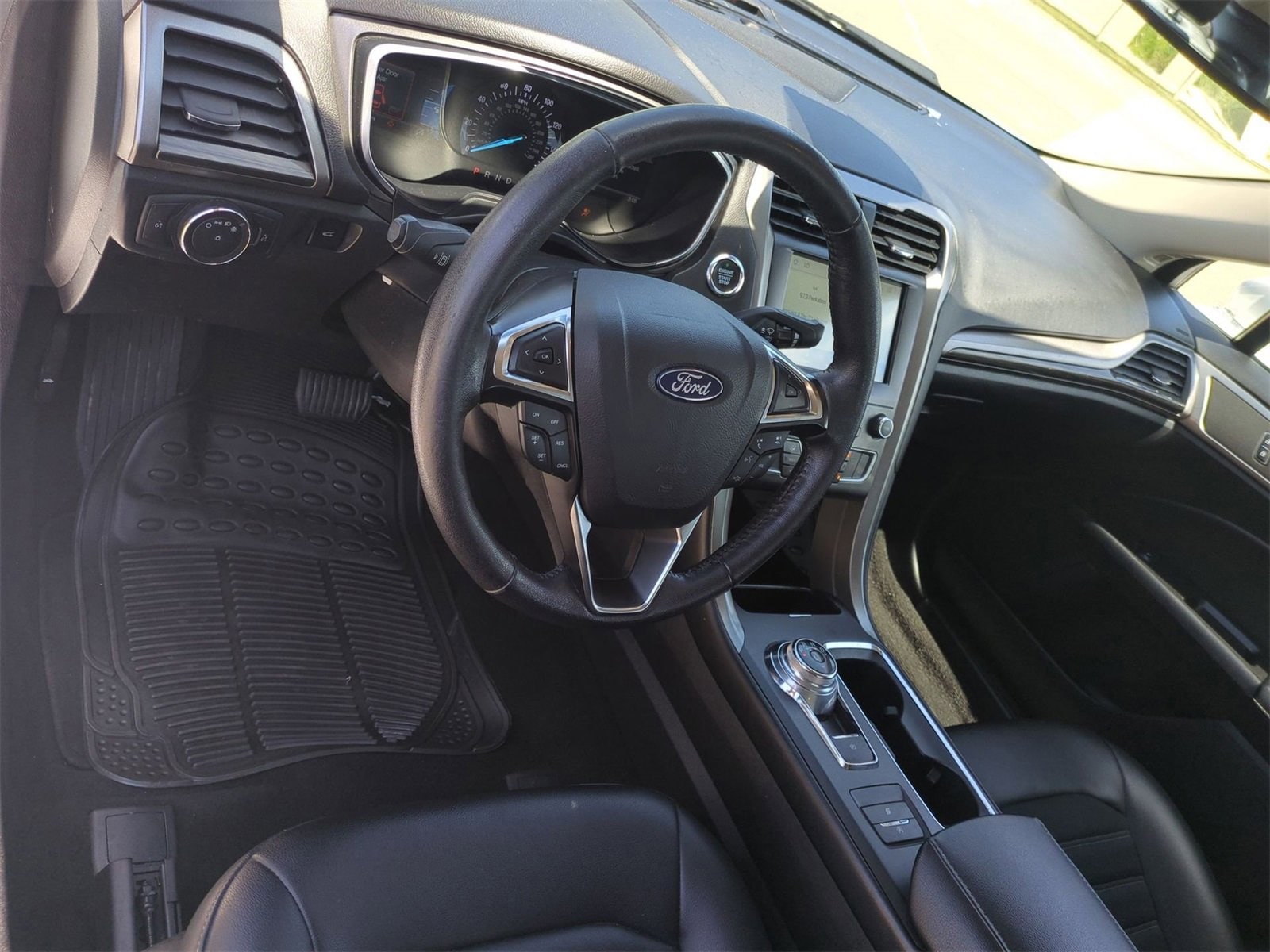 Thumbnail: 2020 Ford Fusion - 10