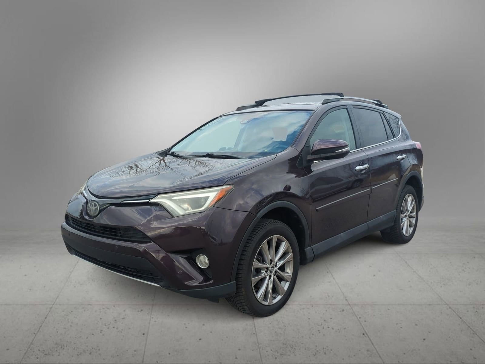 Thumbnail: 2017 Toyota RAV4 - 4