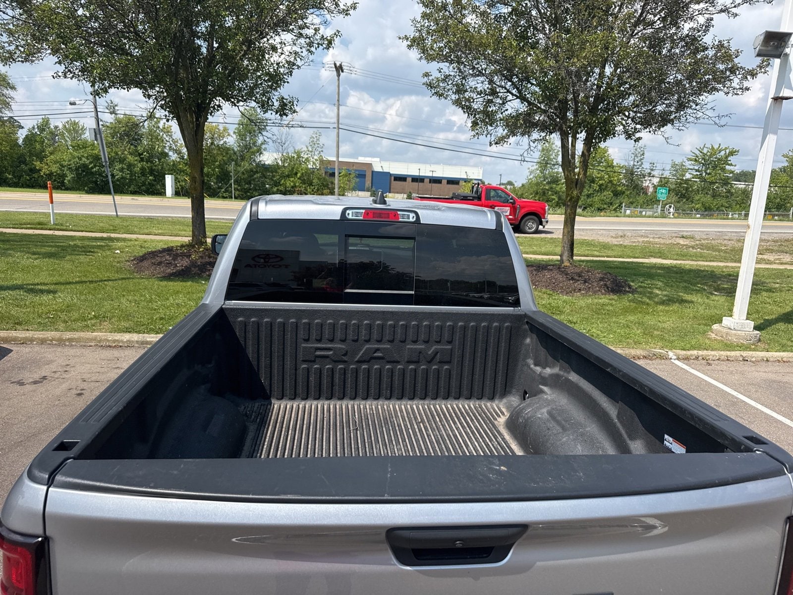 Thumbnail: 2025 RAM 1500 - 7