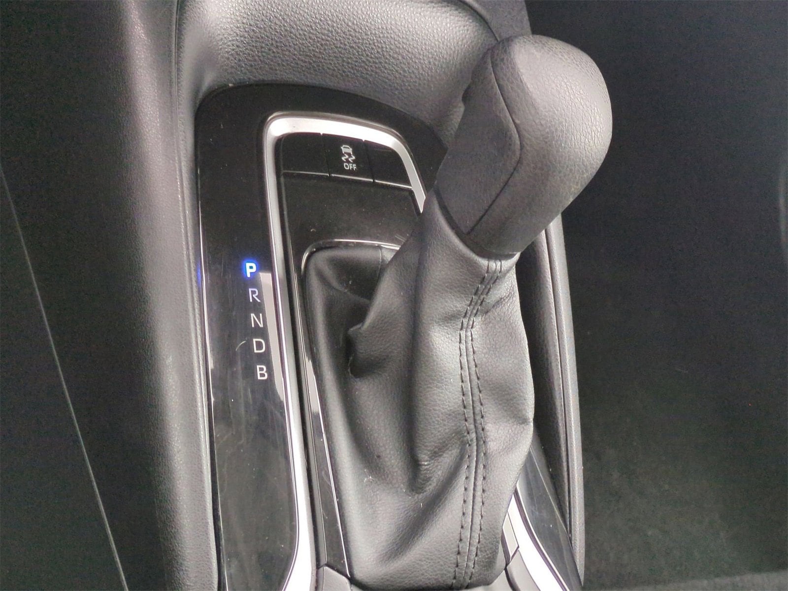 Thumbnail: 2025 Toyota Corolla - 30