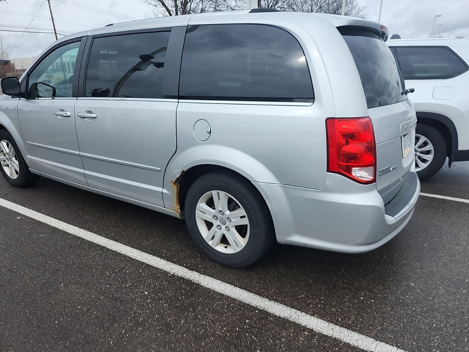 Thumbnail: 2011 Dodge Grand Caravan - 4