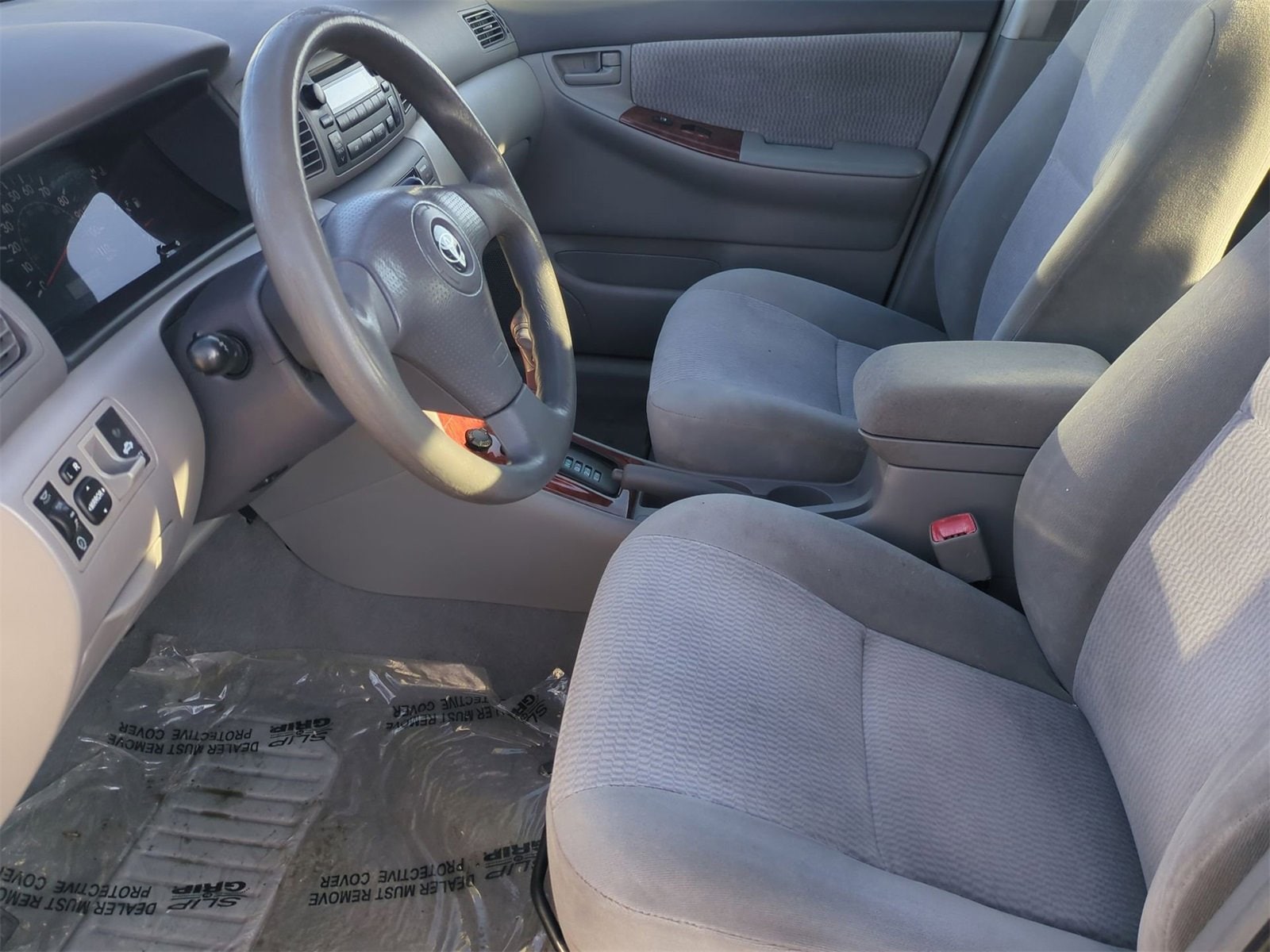 Thumbnail: 2005 Toyota Corolla - 16