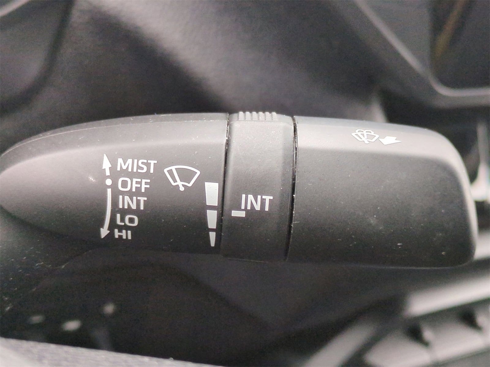 Thumbnail: 2025 Toyota Tundra - 25