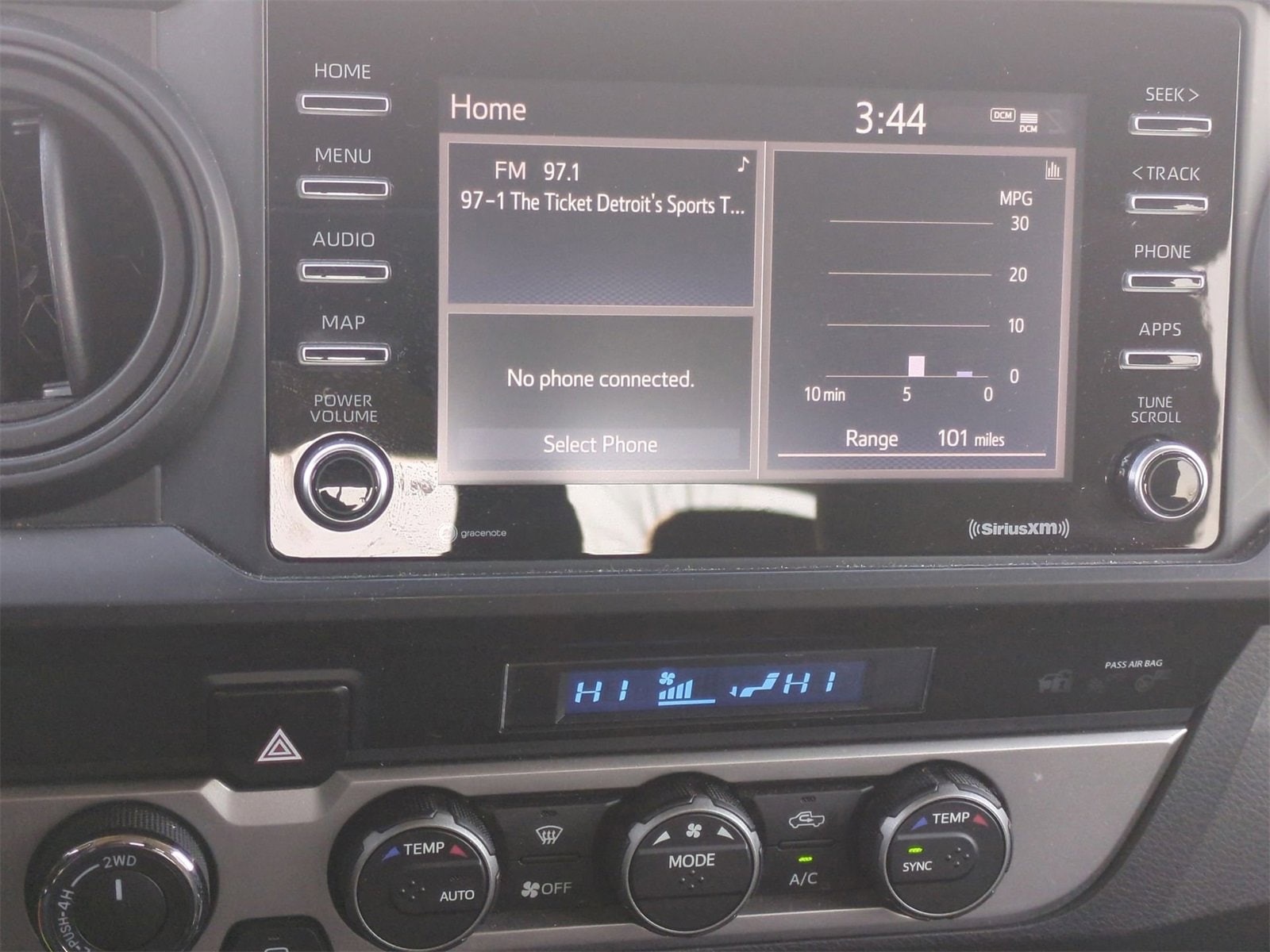 Thumbnail: 2023 Toyota Tacoma - 27