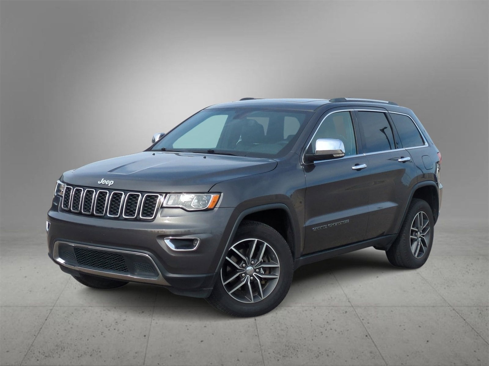 2018 Jeep Grand Cherokee Limited's photo