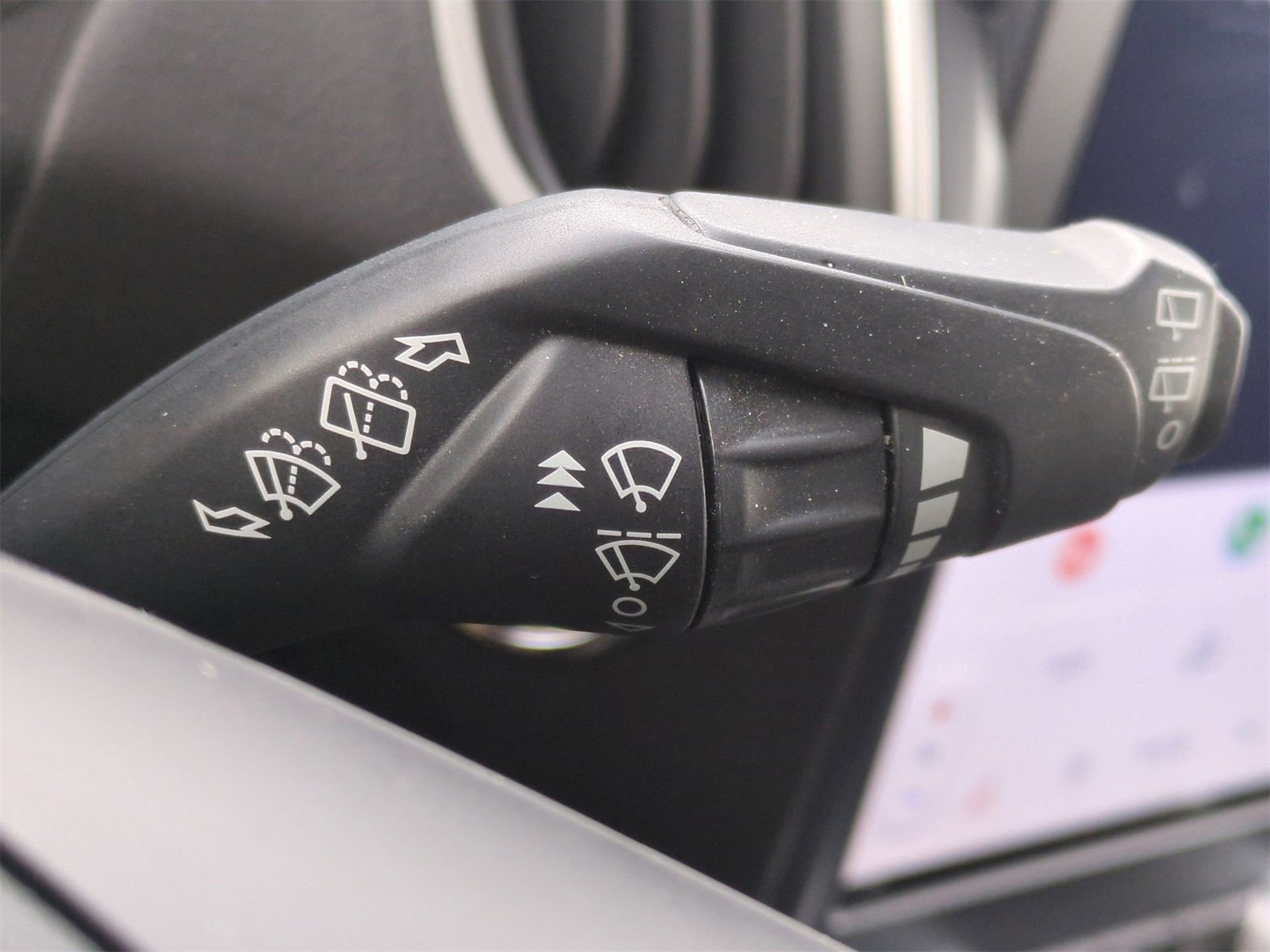 Thumbnail: 2023 Ford Edge - 25