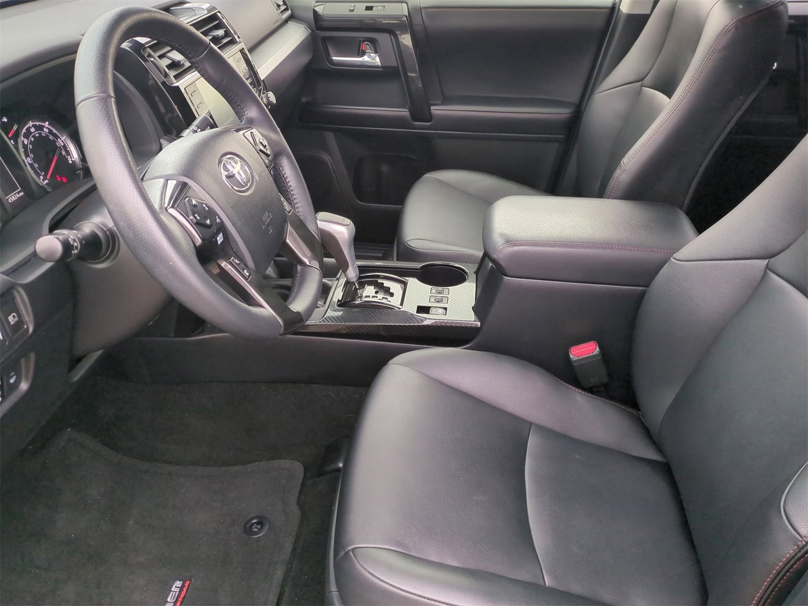 Thumbnail: 2022 Toyota 4Runner - 16