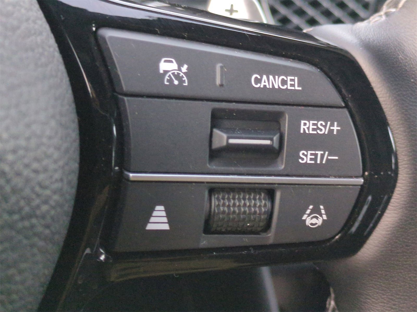 Thumbnail: 2023 Acura Integra - 26