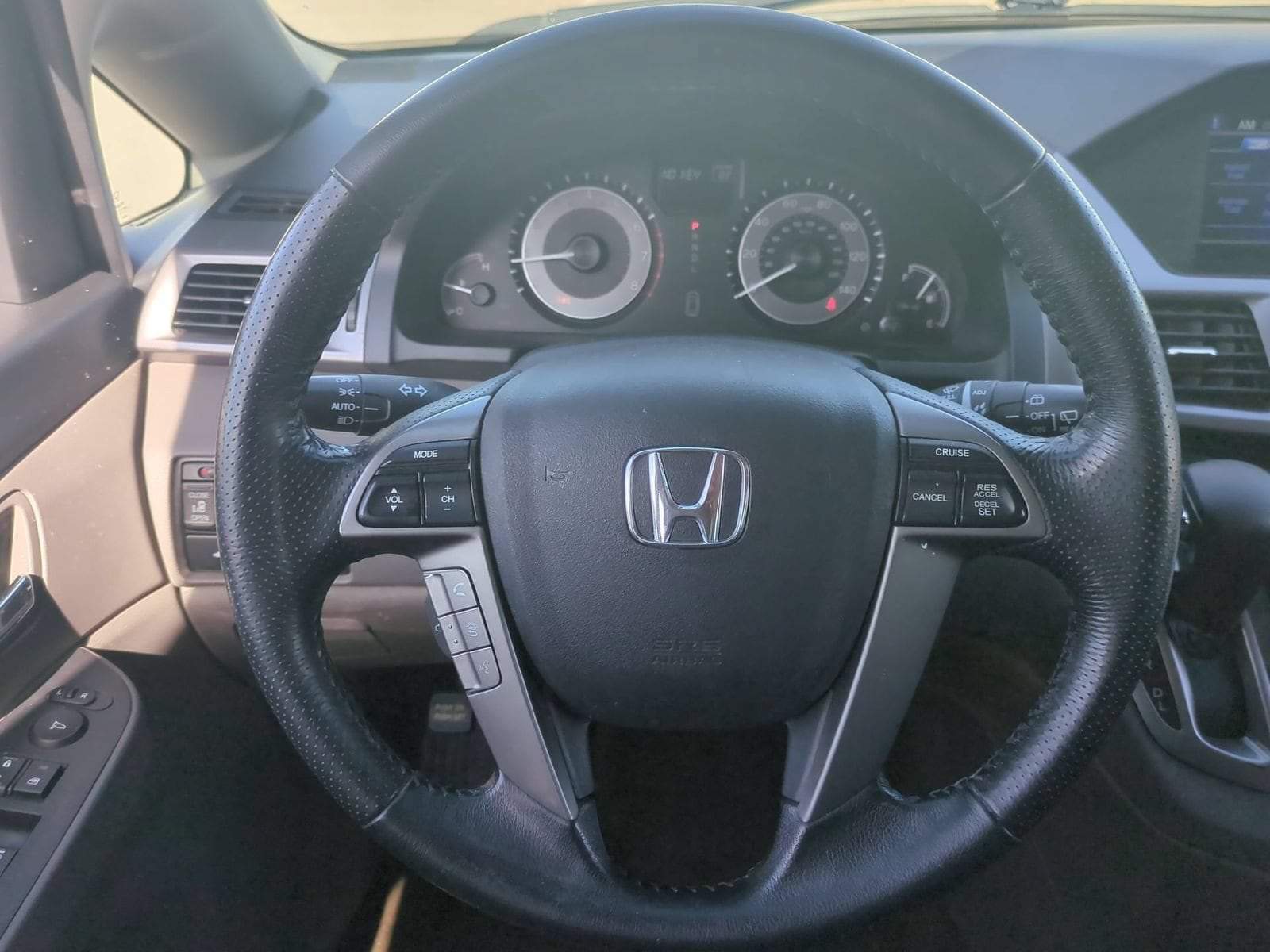 Thumbnail: 2014 Honda Odyssey - 23