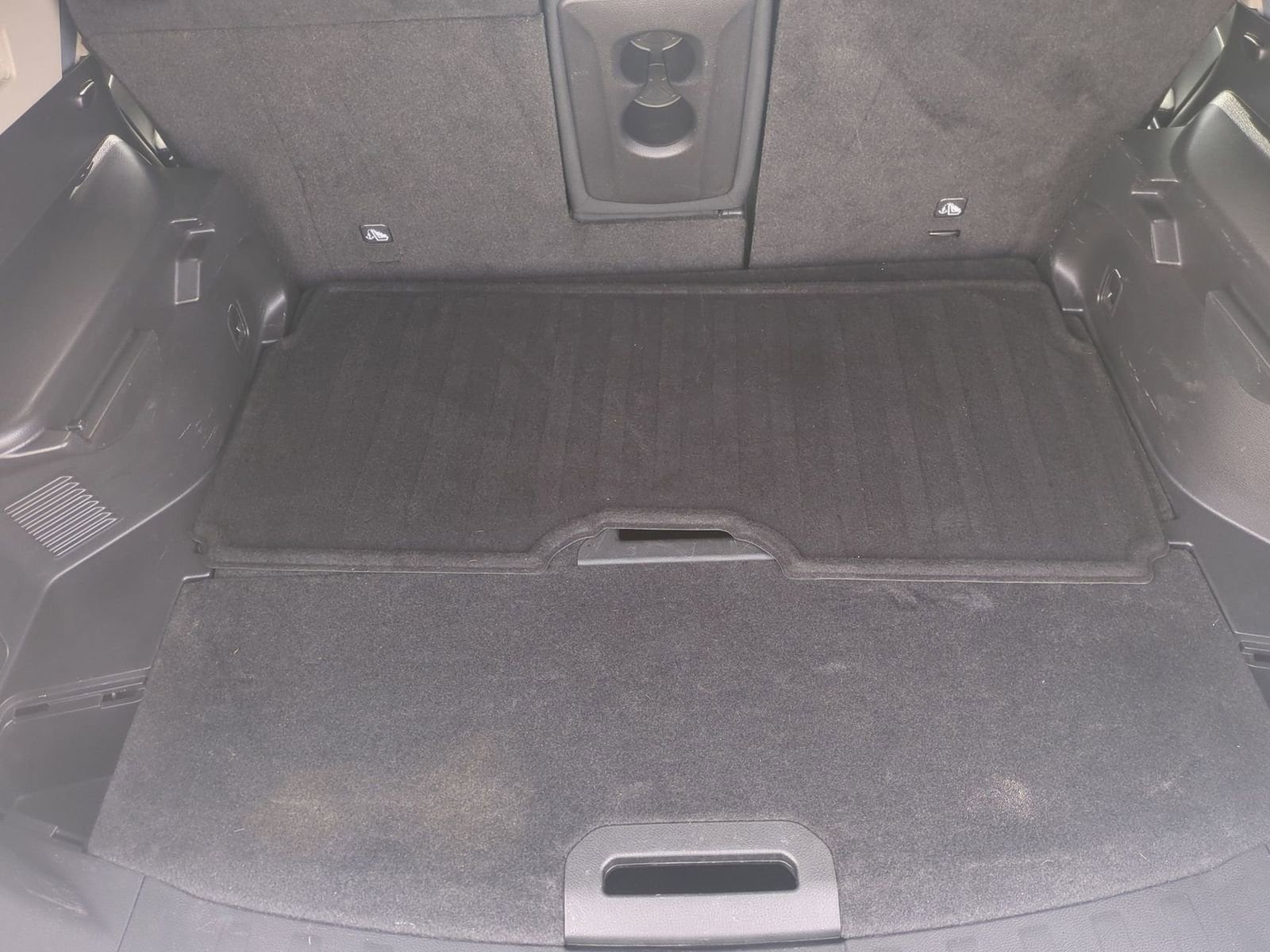 Thumbnail: 2018 Nissan Rogue - 32