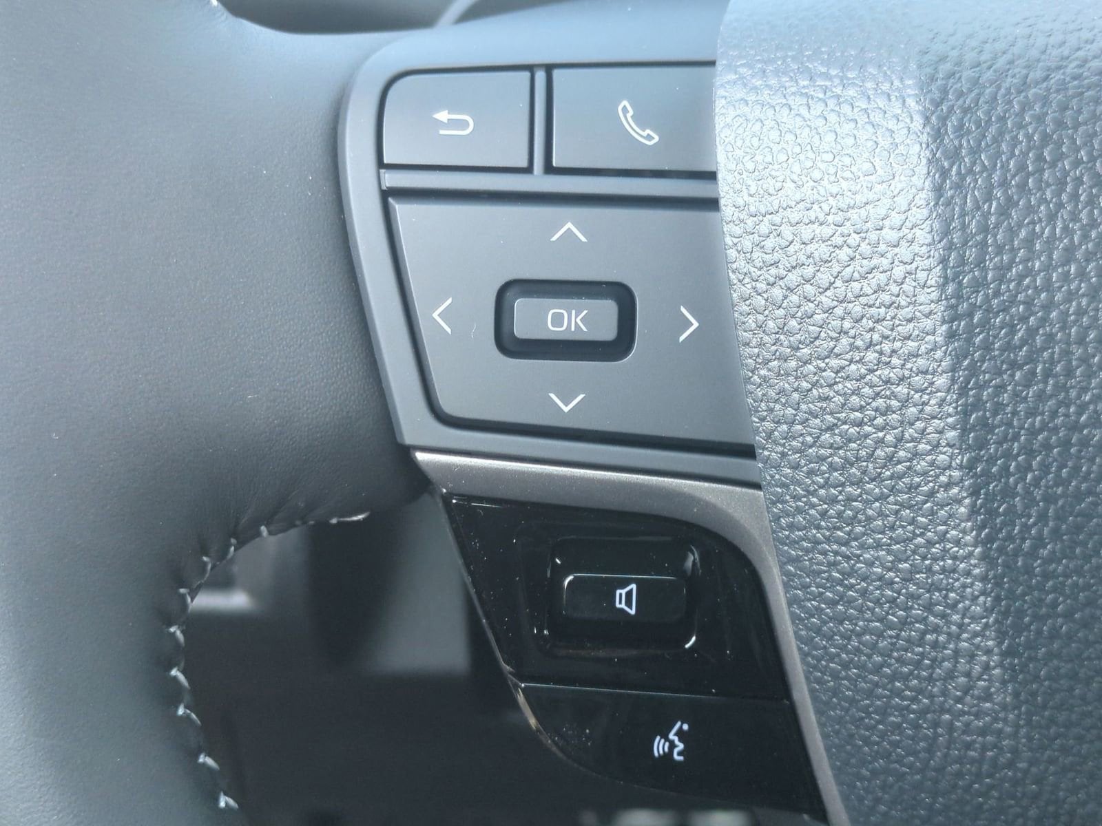 Thumbnail: 2026 Toyota Camry - 22