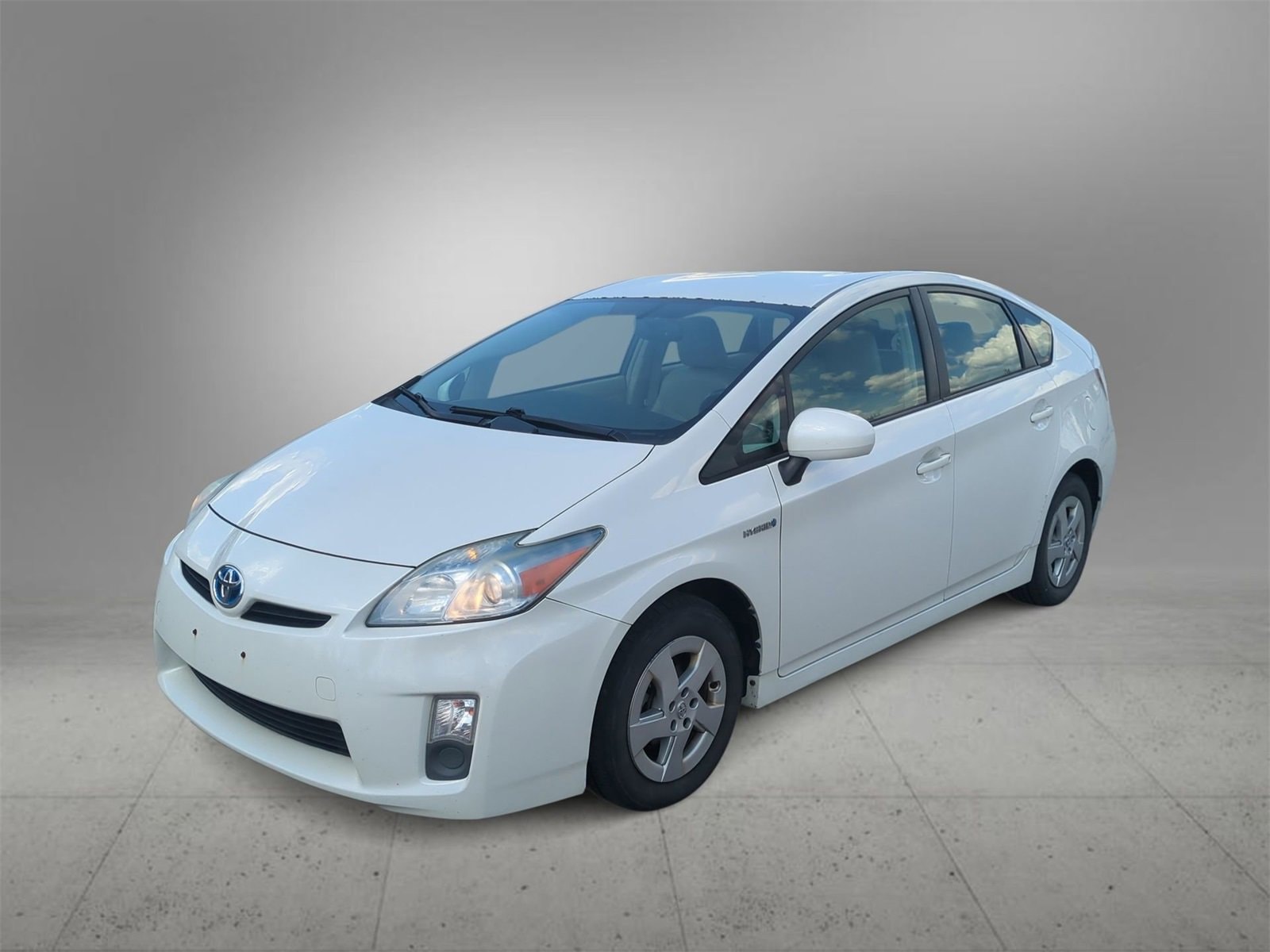 Thumbnail: 2010 Toyota Prius - 4