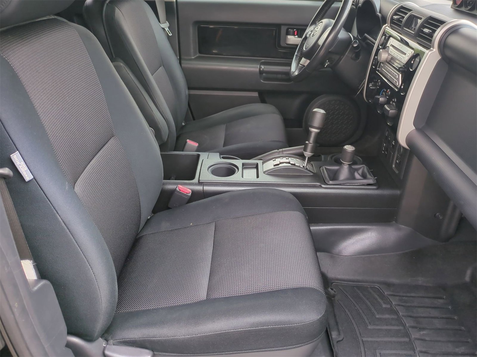 Thumbnail: 2007 Toyota FJ Cruiser - 13