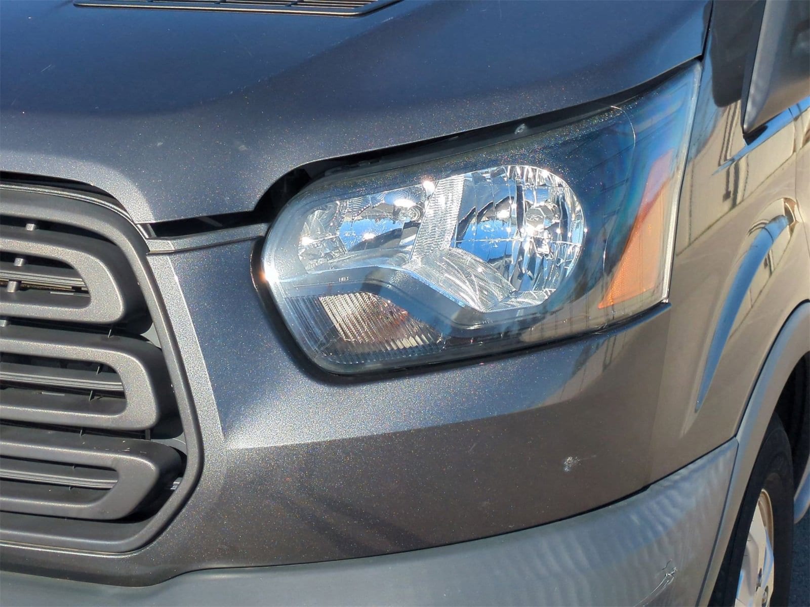 Thumbnail: 2017 Ford Transit Series - 11