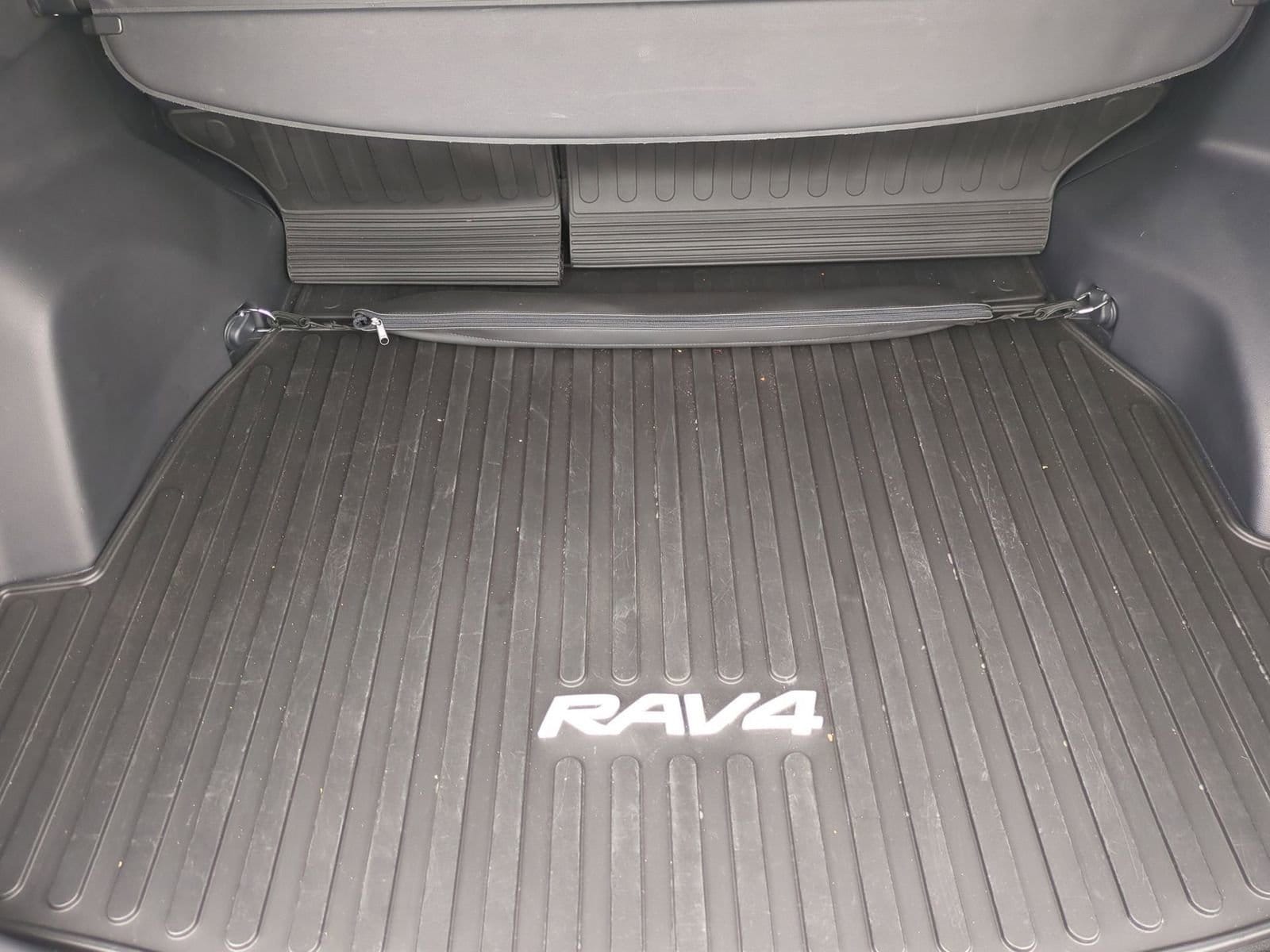 Thumbnail: 2024 Toyota RAV4 - 34