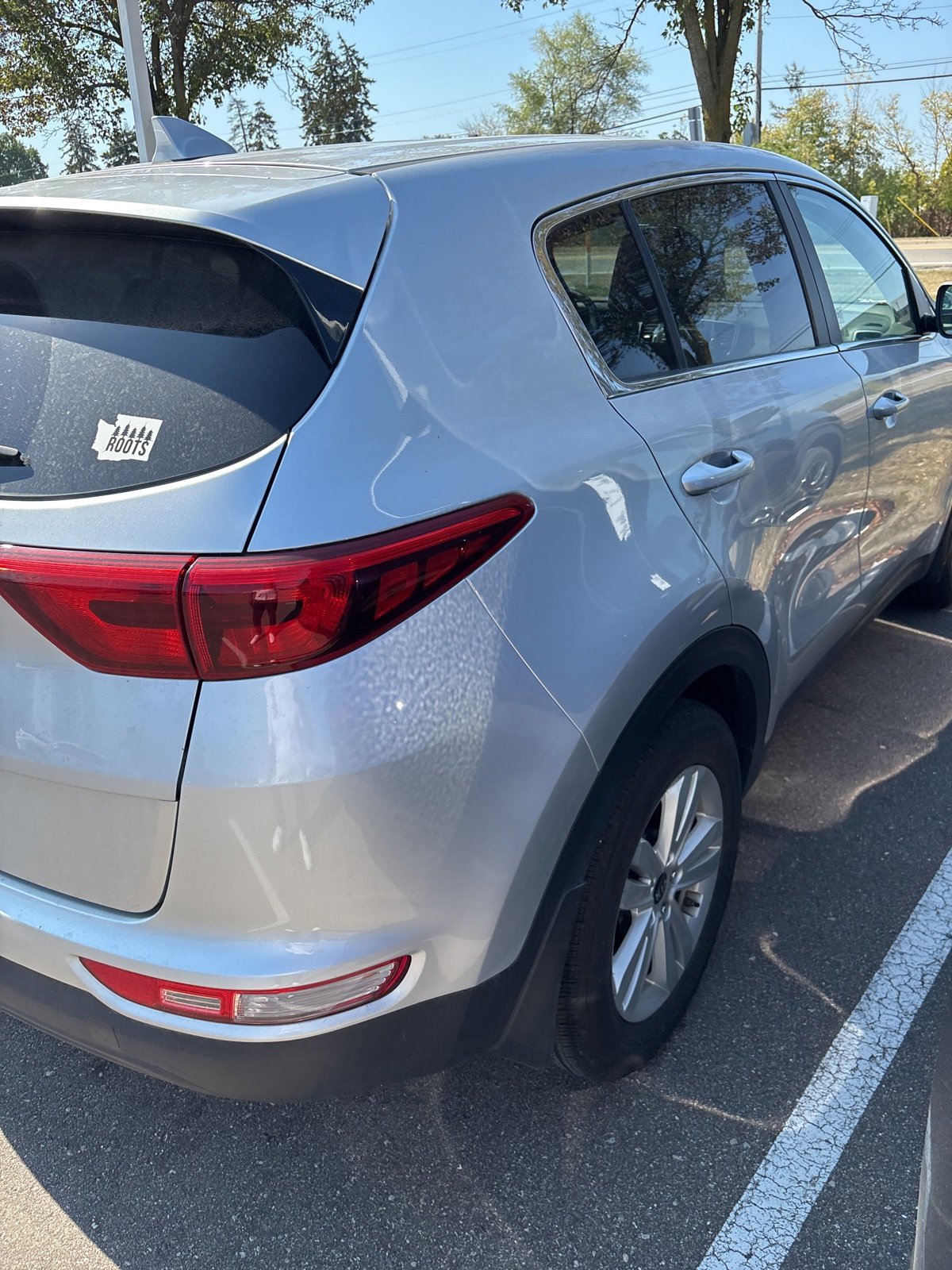 Thumbnail: 2017 Kia Sportage - 4