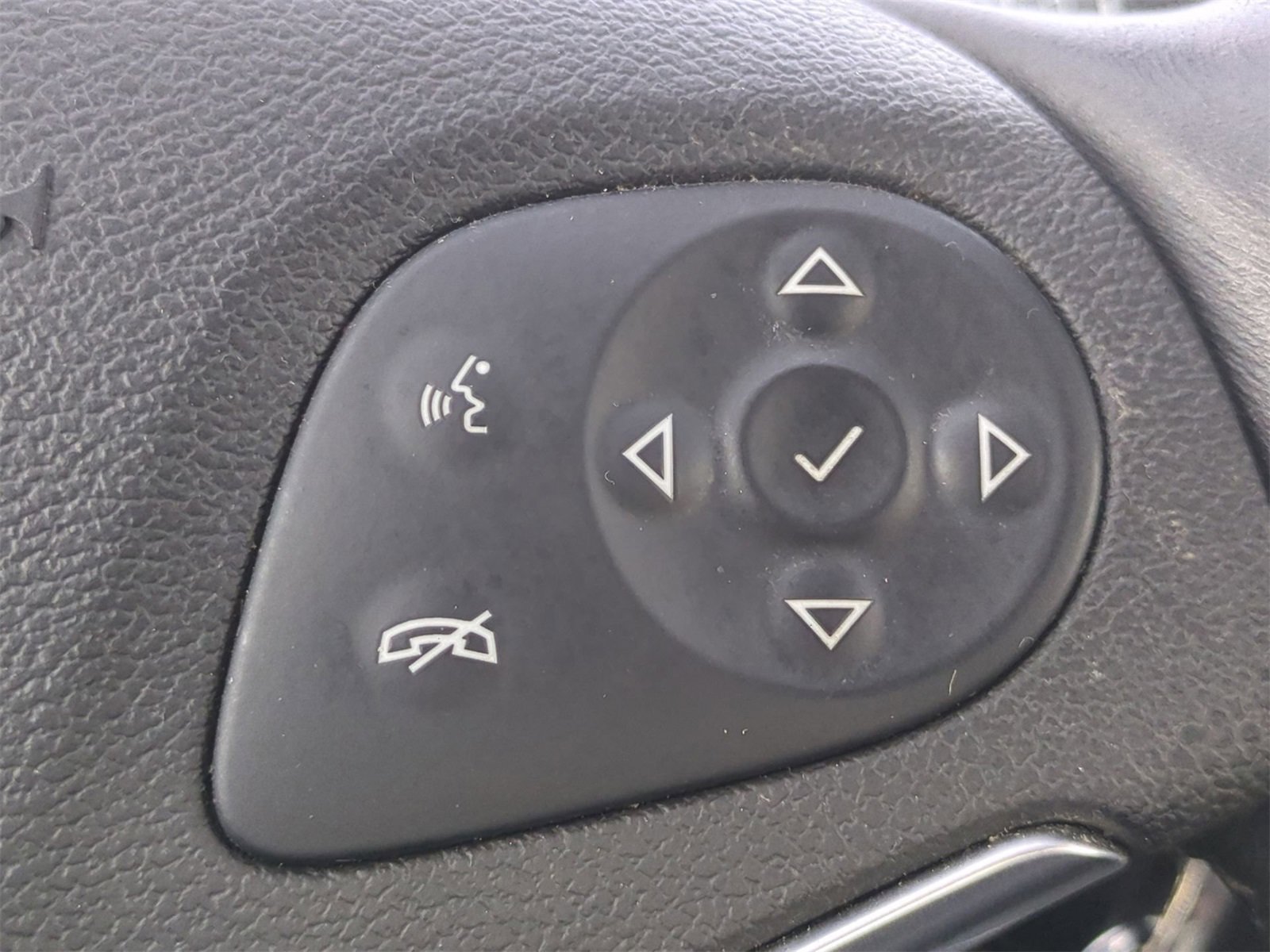 Thumbnail: 2015 Chevrolet Impala - 26