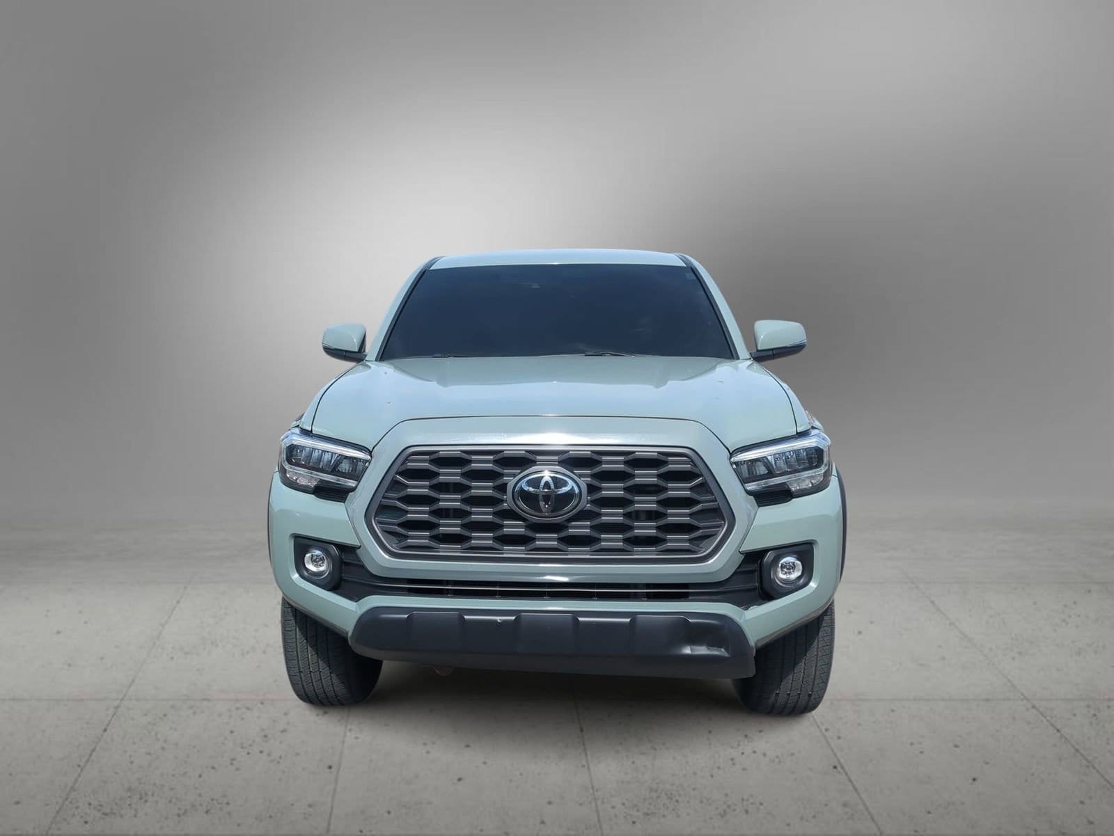 Thumbnail: 2022 Toyota Tacoma - 3