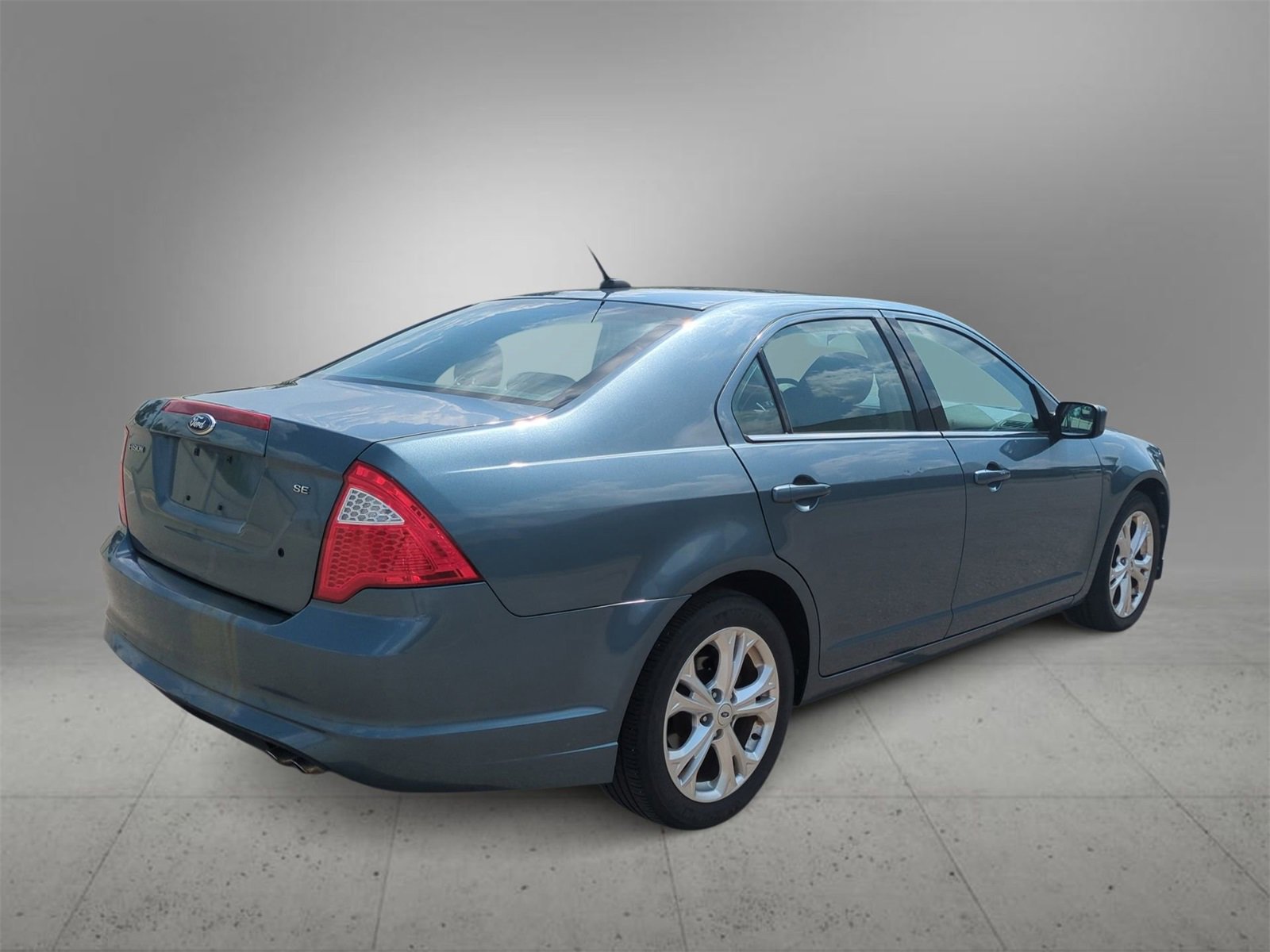Thumbnail: 2012 Ford Fusion - 8