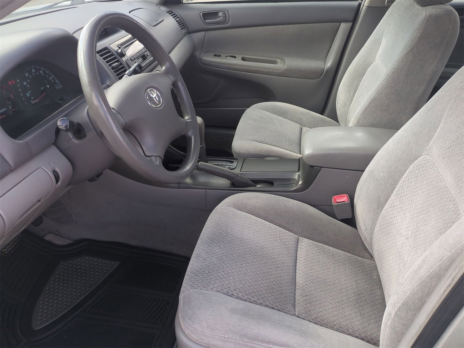 Thumbnail: 2004 Toyota Camry - 16