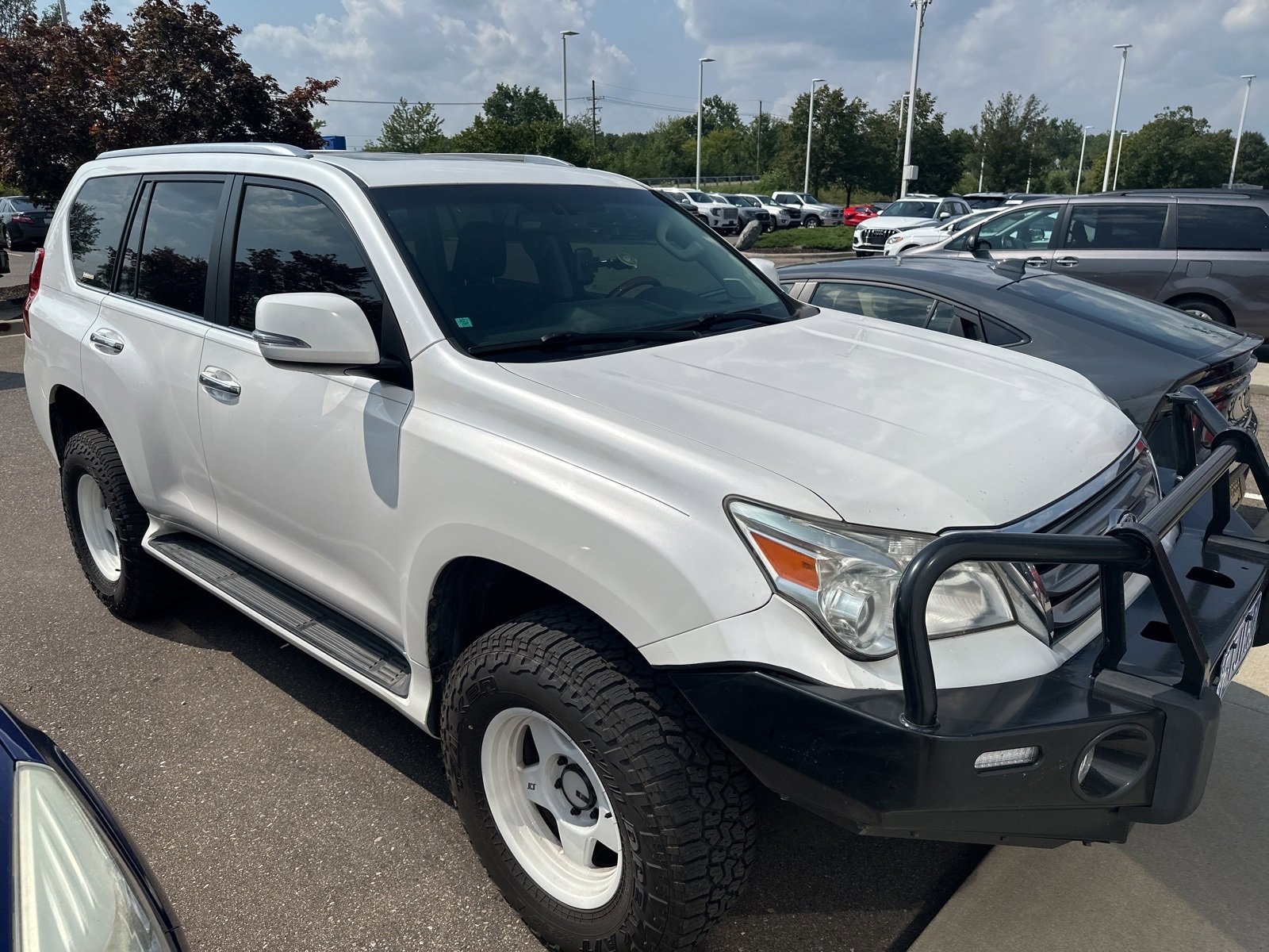 Thumbnail: 2011 Lexus GX - 2