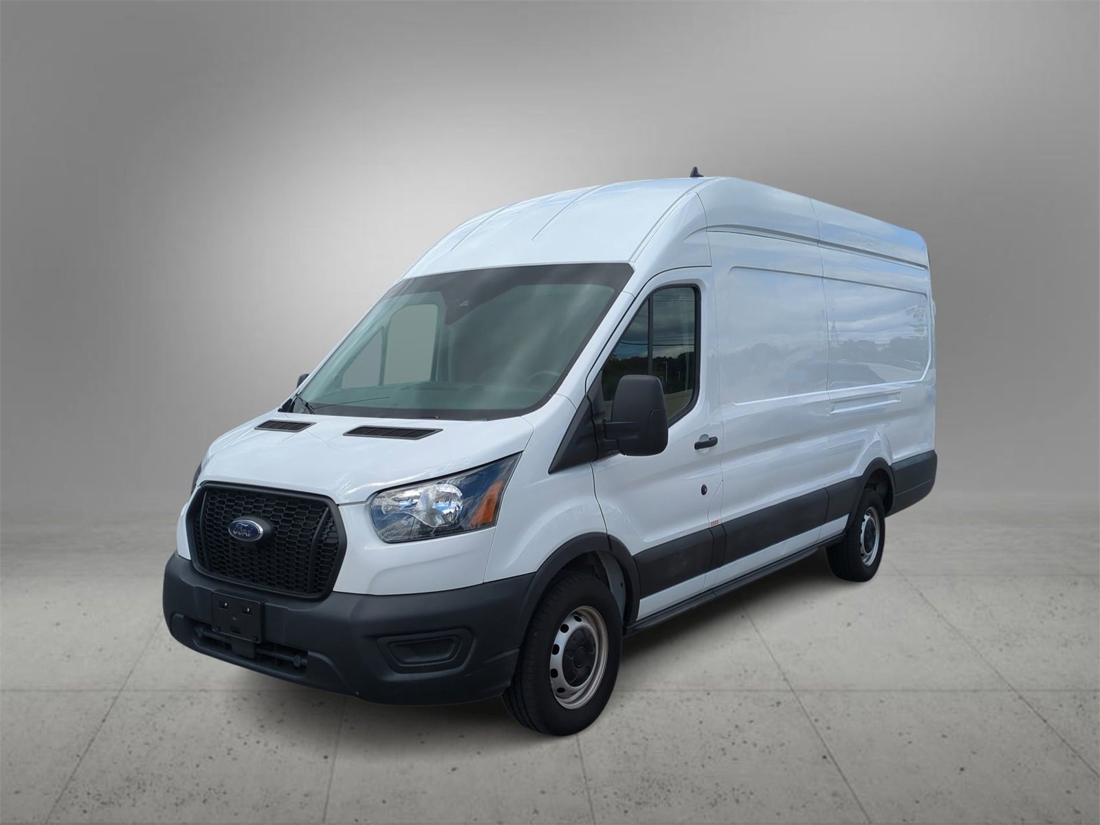 2023 Ford Transit photo 3