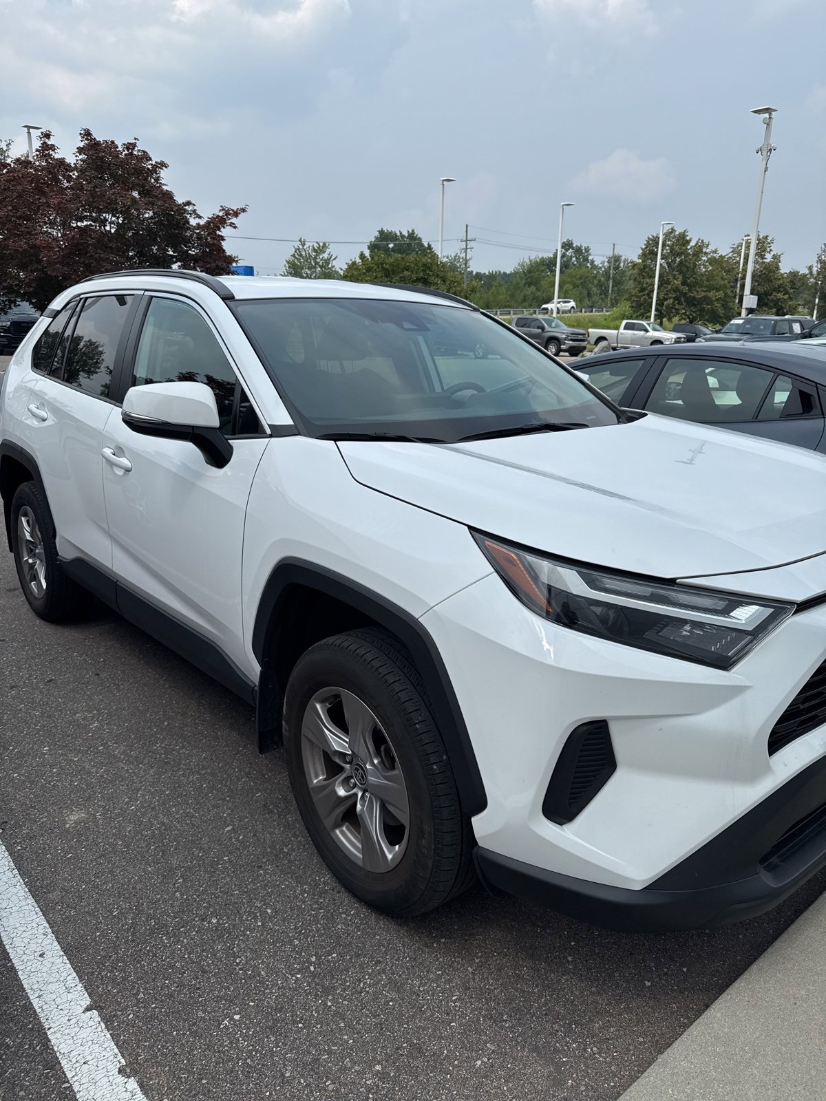 Thumbnail: 2022 Toyota RAV4 - 5