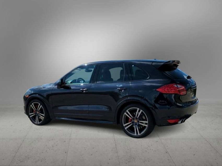 Thumbnail: 2014 Porsche Cayenne - 6