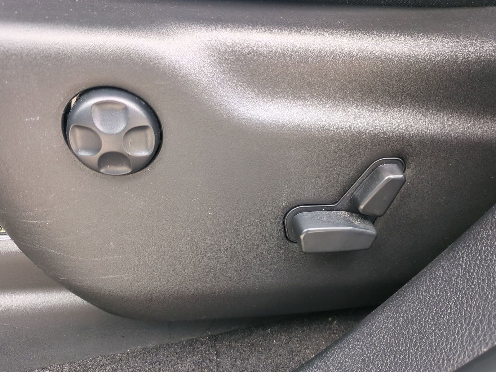 Thumbnail: 2023 Dodge Durango - 17