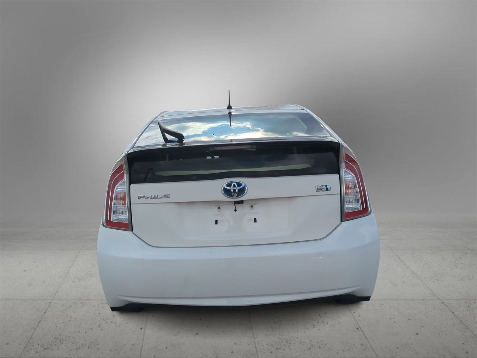 Thumbnail: 2012 Toyota Prius - 7