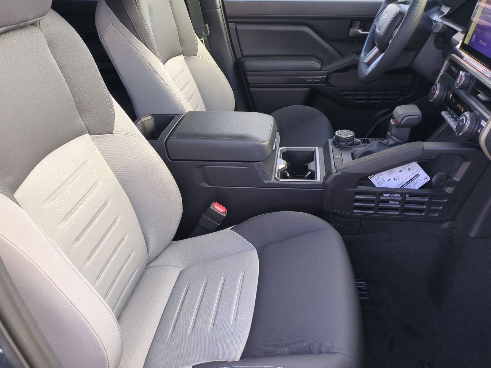 2026 Toyota Tacoma TRD Off Road - Photo 21