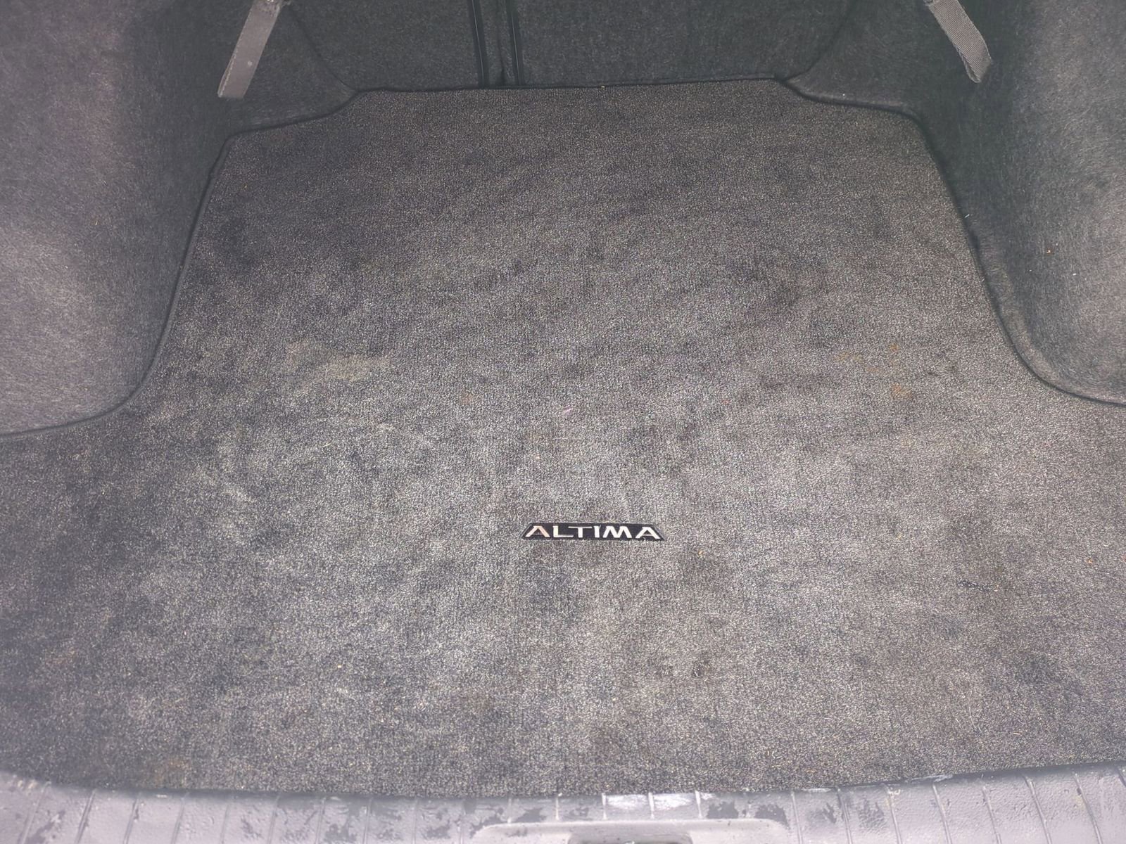 Thumbnail: 2018 Nissan Altima - 32