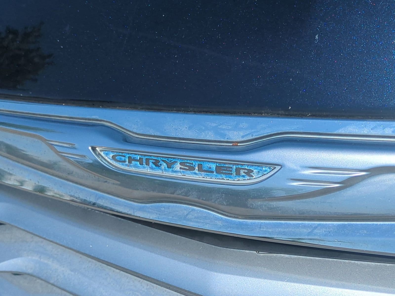 Thumbnail: 2012 Chrysler 200 - 12