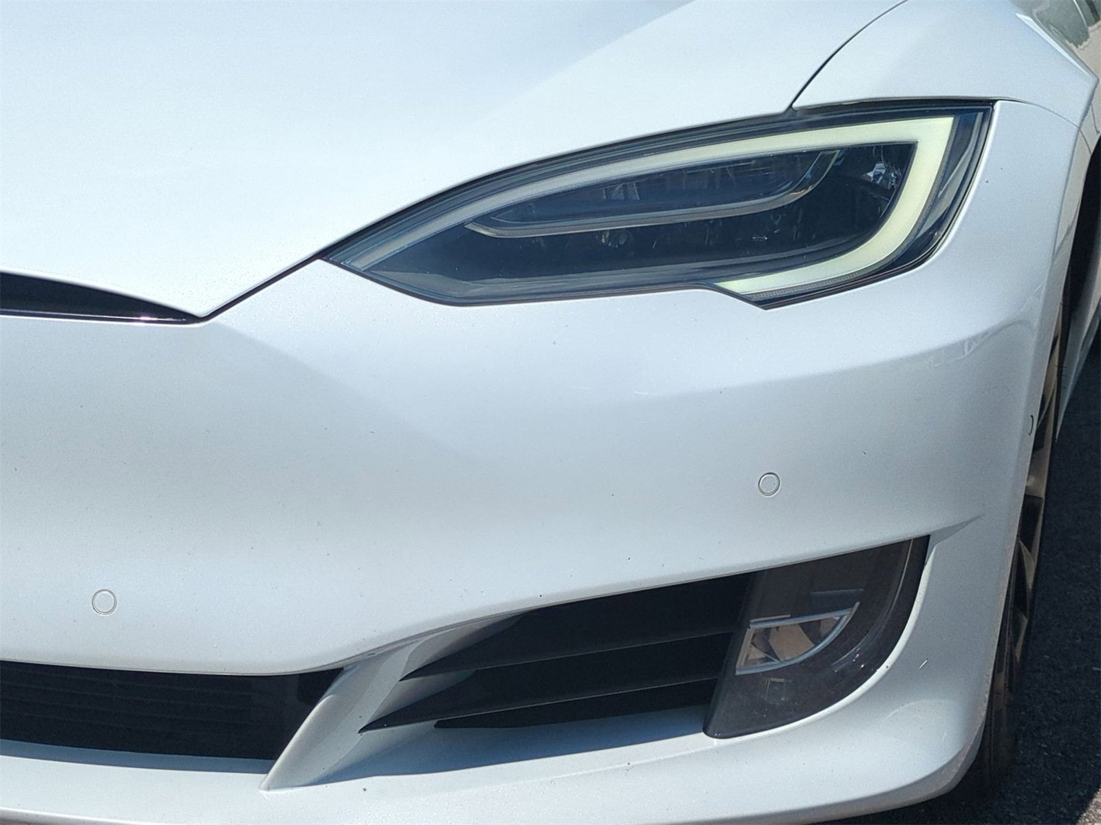 Thumbnail: 2016 Tesla Model S - 11