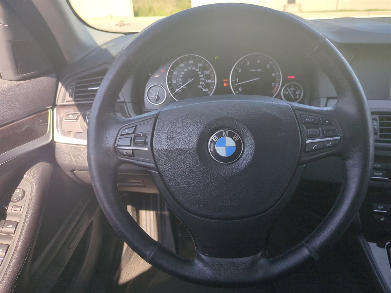 Thumbnail: 2011 BMW 5 Series - 24