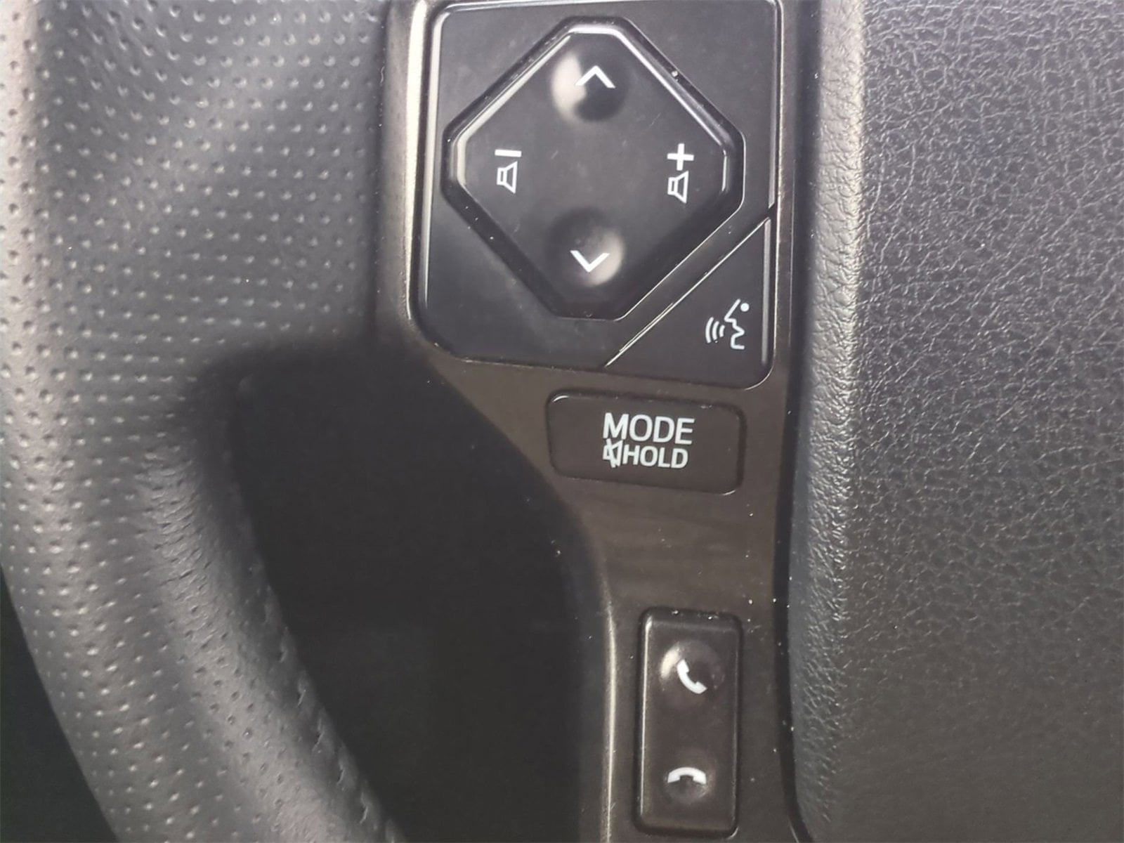 Thumbnail: 2022 Toyota 4Runner - 25