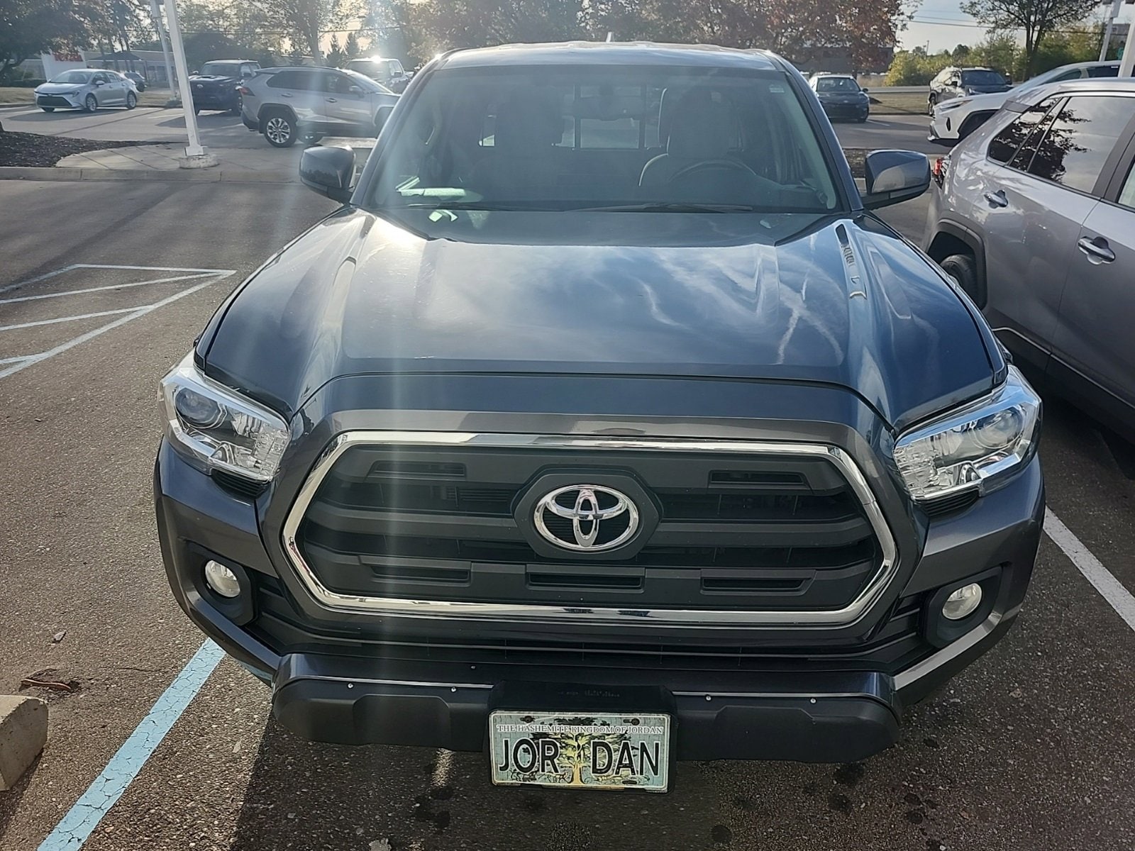 Thumbnail: 2017 Toyota Tacoma - 2