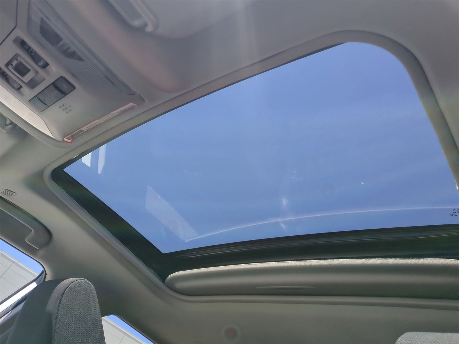 Thumbnail: 2023 Toyota RAV4 - 19